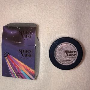 $5/30 New in box SPACE CASE cosmetic eye shadow